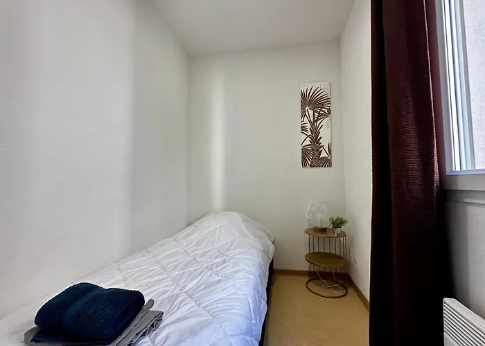 C13 Les Naiades - 2 Bedrooms For 5 People ! Prázdninový dům Avene