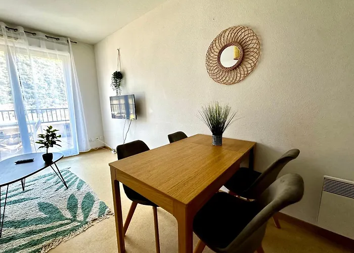 Prázdninový dům C13 Les Naiades - 2 Bedrooms For 5 People ! Avene